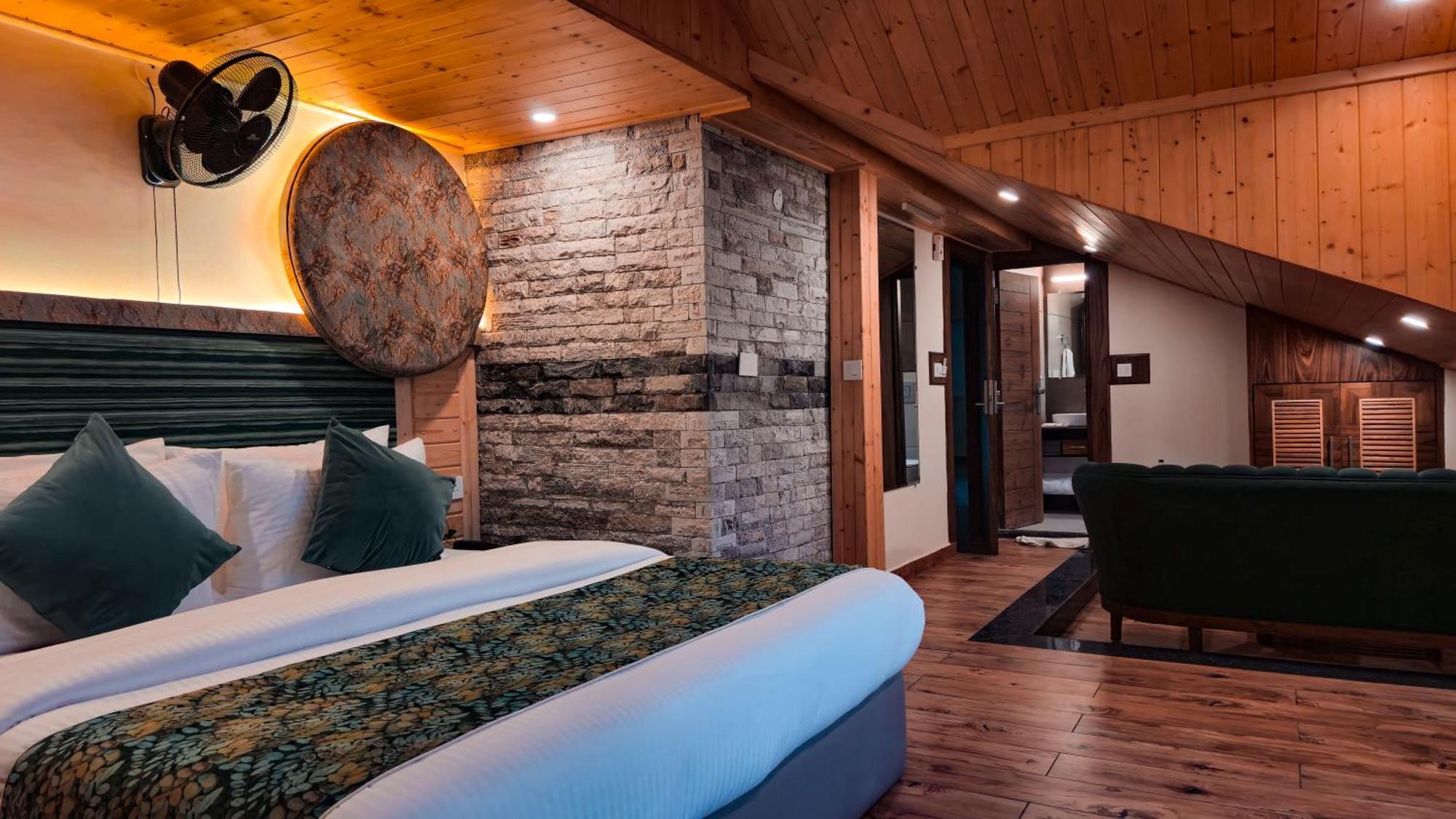 Hotel Nazaara - A Luxe Retreat Manāli Exteriér fotografie