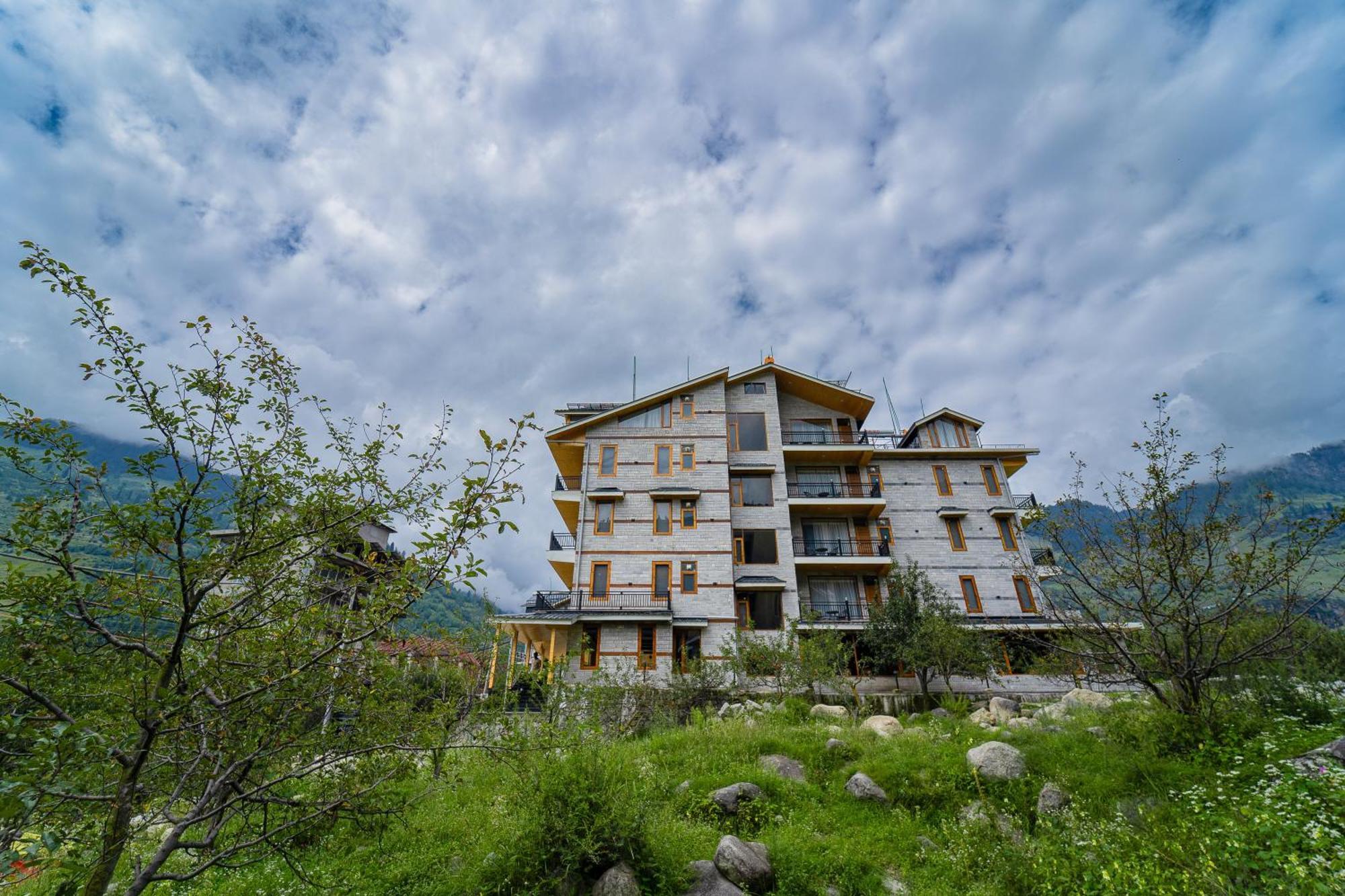 Hotel Nazaara - A Luxe Retreat Manāli Exteriér fotografie